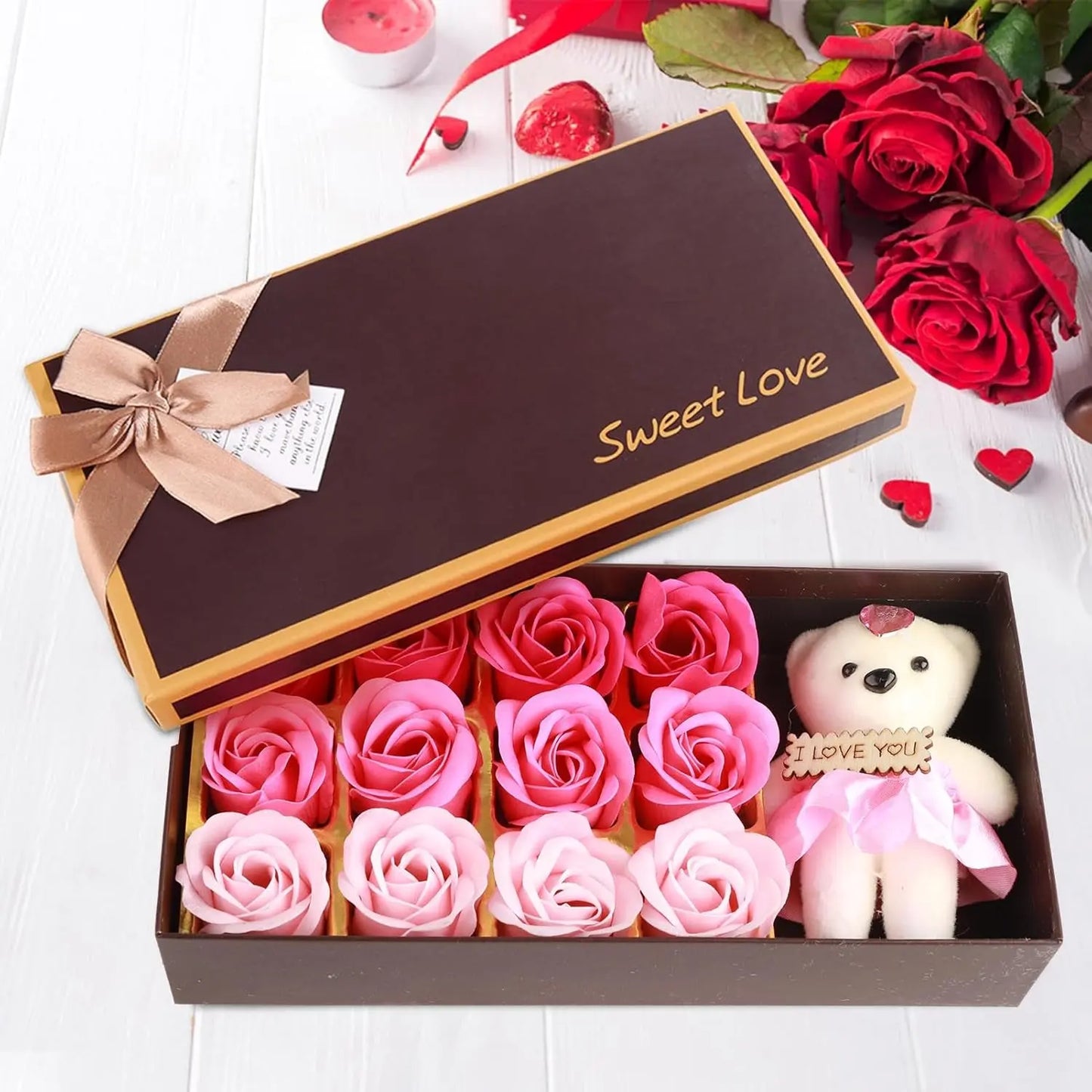 Coffret Cadeau Romantique QANYEGN : Savon De Bain Parfumé Floral avec Pétales de Roses et Ours en Peluche - Idéal pour la Saint-Valentin