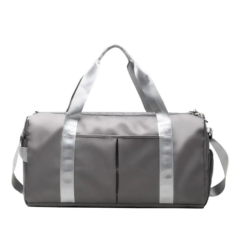 Versatile Waterproof Duffel Bag for Fitness and Travel - Stylish Weekender for Men and Women